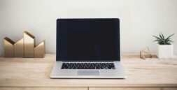 kari-shea-1SAnrIxw5OY-unsplash
